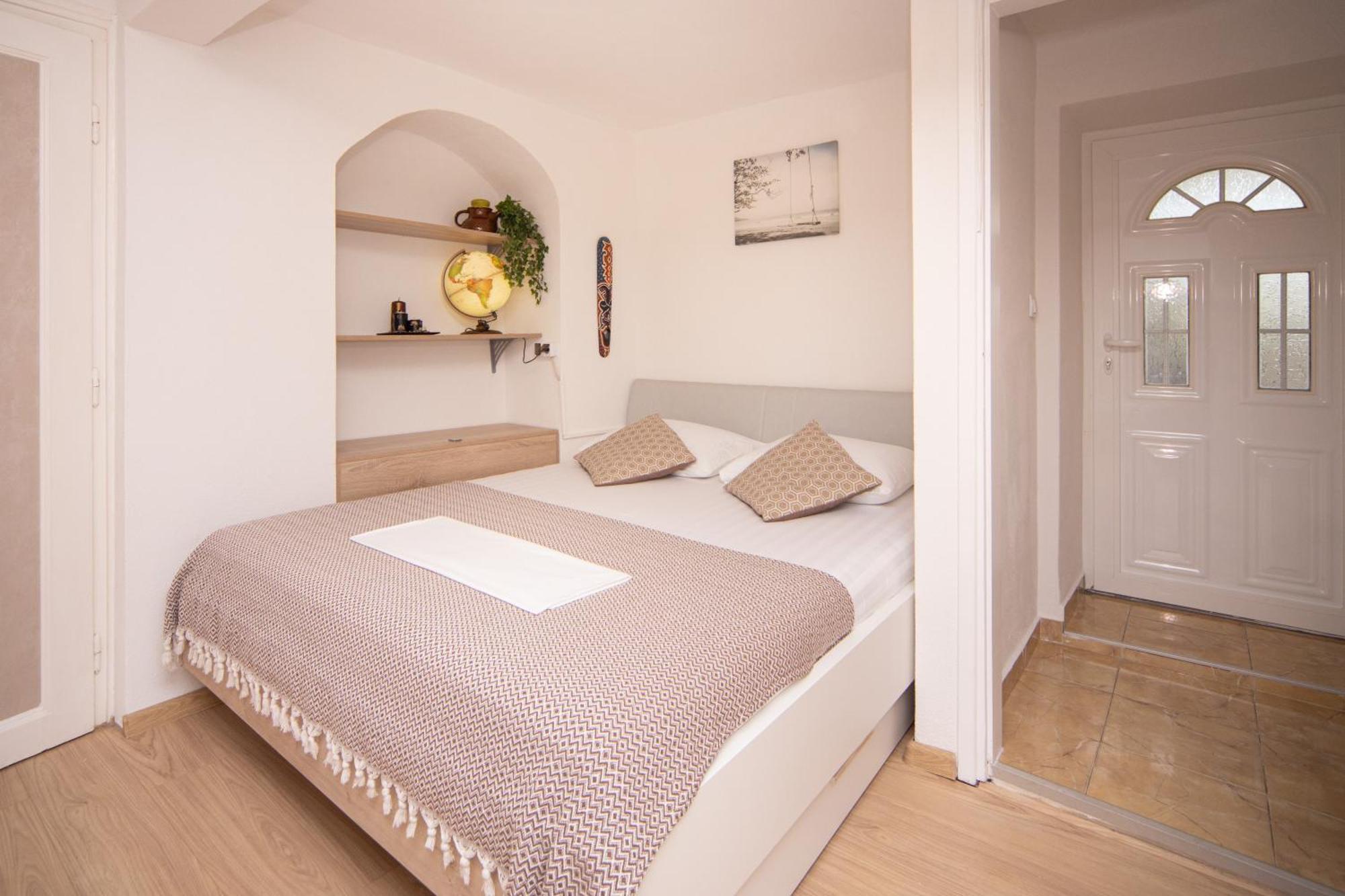 Stone Beach Apartments Pržno Exterior foto